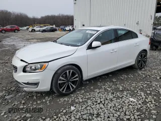 2018 Volvo S60 Inscription with VIN LYV402TK1JB157468, listed as a Copart auction lot 44784435 with 77,976 mi miles and Salvage Title. Bid and sale history available at carsss.com. Image 1.