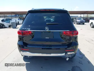 2023 Mercedes-Benz GLB 250 z VIN W1N4M4GBXPW317675, wystawiony jako IAAI lot #41878759 z przebiegiem 22 345 mil mil oraz . Historia ofert i sprzedaży dostępna na DreamBid. Obrazek 16.