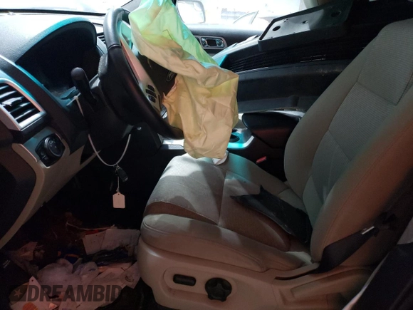 2012 Ford Explorer XLT z VIN 1FMHK7D98CGA77611, wystawiony jako Copart lot #87295644 z przebiegiem Nie podano mil oraz Szkoda całkowita • Salvage title. Historia ofert i sprzedaży dostępna na DreamBid. Obrazek 7.