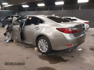 2018 Lexus ES with VIN 58ABK1GG6JU115115, listed as a IAAI auction lot 41963740 with 94,080 mi miles. Bid and sale history available at carsss.com. Image 3.