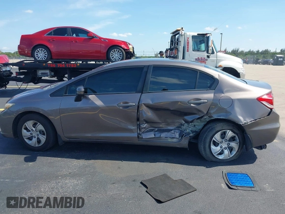 2014 Honda Civic LX z VIN 19XFB2F51EE013227, wystawiony jako IAAI lot #42223609 z przebiegiem 105 181 mil mil oraz . Historia ofert i sprzedaży dostępna na DreamBid. Obrazek 14.