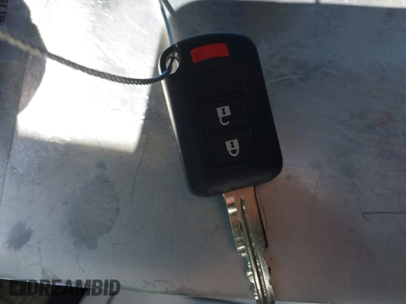 2022 Mitsubishi Mirage ES z VIN ML32FUFJ7NHF08253, wystawiony jako IAAI lot #41639044 z przebiegiem 35 870 mil mil oraz . Historia ofert i sprzedaży dostępna na DreamBid. Obrazek 11.