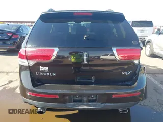 2013 Lincoln MKX with VIN 2LMDJ6JK9DBL15563, listed as a IAAI auction lot 42067838 with 38,411 mi miles. Bid and sale history available at carsss.com. Image 17.