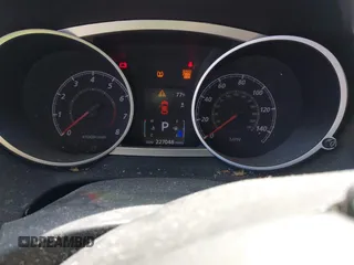 2012 Mitsubishi Outlander SE z VIN JA4AS3AW7CU001477, wystawiony jako IAAI lot #41863829 z przebiegiem 227 048 mil mil oraz . Historia ofert i sprzedaży dostępna na DreamBid. Obrazek 7.