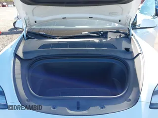 2022 Tesla Model Y Long Range with VIN 7SAYGDEE1NF364241, listed as a IAAI auction lot 42190272 with 54,878 mi miles and . Bid and sale history available at DreamBid. Image 10.