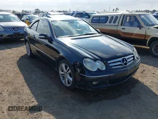 2007 Mercedes-Benz CLK-Class 3.5L with VIN WDBTJ56H37F228570, listed as a IAAI auction lot 41501128 with 197,026 mi miles. Bid and sale history available at carsss.com. Image 1.