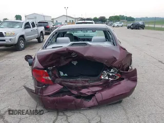 2007 Buick LaCrosse CX with VIN 2G4WC552971102934, listed as a IAAI auction lot 42372001 with 134,770 mi miles and . Bid and sale history available at DreamBid. Image 16.