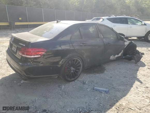 2015 Mercedes-Benz E-Class E 63 AMG S-Model with VIN WDDHF7GB6FB095300, listed as a Copart auction lot 71422064 with 0 mi miles and Salvage Title. Bid and sale history available at carsss.com. Image 3.