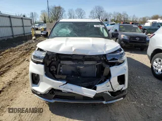 2025 Ford Explorer Platinum with VIN 1FMWK8HC5SGA29484, listed as a Copart auction lot 54720435 with 4,405 mi miles and Salvage title. Bid and sale history available at DreamBid. Image 5.