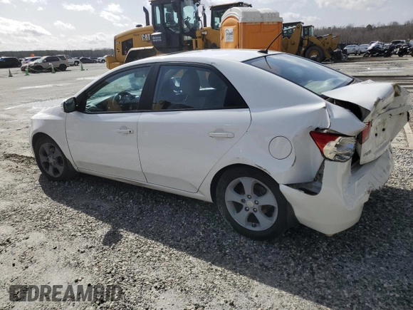 2010 Kia Forte EX z VIN KNAFU4A2XA5106480, wystawiony jako Copart lot #46790845 z przebiegiem 169 815 mil mil oraz Szkody całkowita. Historia ofert i sprzedaży dostępna na DreamBid. Obrazek 2.