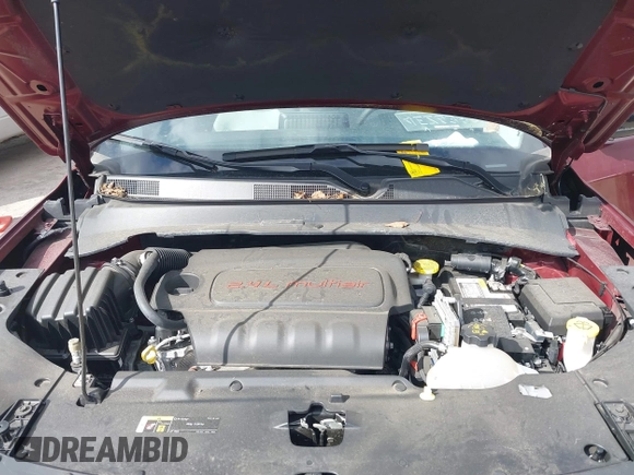 2022 Jeep Compass Latitude with VIN 3C4NJCBB2NT139933, listed as a IAAI auction lot 41886634 with 28,144 mi miles and . Bid and sale history available at DreamBid. Image 10.