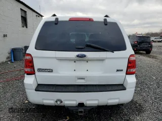 2012 Ford Escape XLT z VIN 1FMCU9DG9CKC69762, wystawiony jako Copart lot #49104075 z przebiegiem 92 937 mil mil oraz Szkoda całkowita • Salvage title. Historia ofert i sprzedaży dostępna na DreamBid. Obrazek 6.