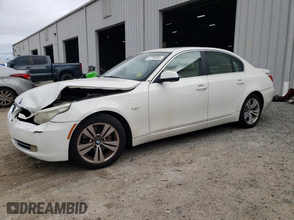 2010 BMW 5 Series 528i with VIN WBANU5C51AC365413, listed as a Copart auction lot 47758385 with 128,091 mi miles and Salvage Title. Bid and sale history available at carsss.com. Image 1.