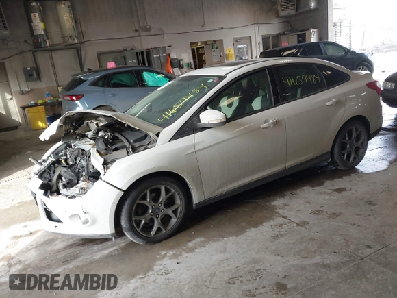2013 Ford Focus SE with VIN 1FADP3F21DL306920, listed as a IAAI auction lot 41657484 with 172,116 mi miles. Bid and sale history available at carsss.com. Image 17.