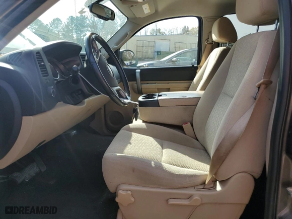 2008 Chevrolet Silverado 1500 LT w/1LT with VIN 2GCEK13M881231832, listed as a Copart auction lot 82622524 with 123,782 mi miles and Salvage Title. Bid and sale history available at carsss.com. Image 7.