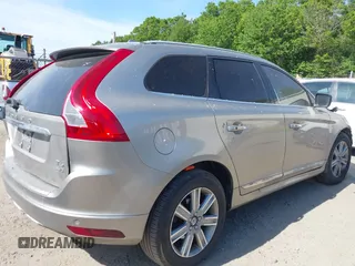 2016 Volvo XC60 T6 Drive-E z VIN YV449MRK0G2926106, wystawiony jako IAAI lot #42411839 z przebiegiem 85 337 mil mil oraz . Historia ofert i sprzedaży dostępna na DreamBid. Obrazek 4.
