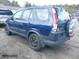 2005 Honda CR-V LX with VIN JHLRD78585C001796, listed as a IAAI auction lot 41854054 with 166,120 mi miles. Bid and sale history available at carsss.com. Image 3.