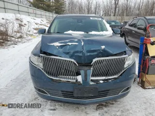2016 Lincoln MKT EcoBoost with VIN 2LMHJ5AT0GBL01382, listed as a Copart auction lot 42031065 with 108,232 mi miles and Clean Title. Bid and sale history available at DreamBid. Image 5.