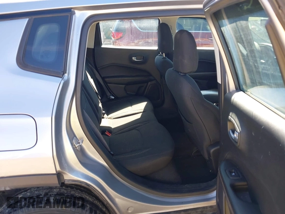 2018 Jeep Compass Sport with VIN 3C4NJDAB8JT191603, listed as a IAAI auction lot 41674308 with 107,291 mi miles and . Bid and sale history available at DreamBid. Image 8.