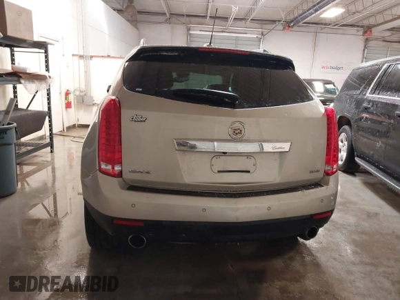 2015 Cadillac SRX Premium Collection with VIN 3GYFNDE32FS623153, listed as a IAAI auction lot 41577809 with 149,932 mi miles. Bid and sale history available at carsss.com. Image 17.