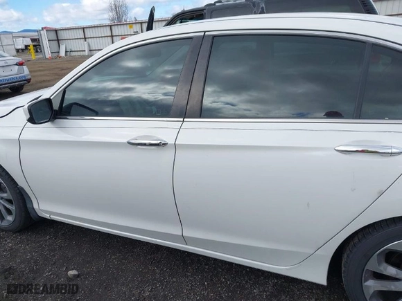 2014 Honda Accord Sedan Sport with VIN 1HGCR2F56EA165099, listed as a IAAI auction lot 41993144 with 205,240 mi miles. Bid and sale history available at carsss.com. Image 15.