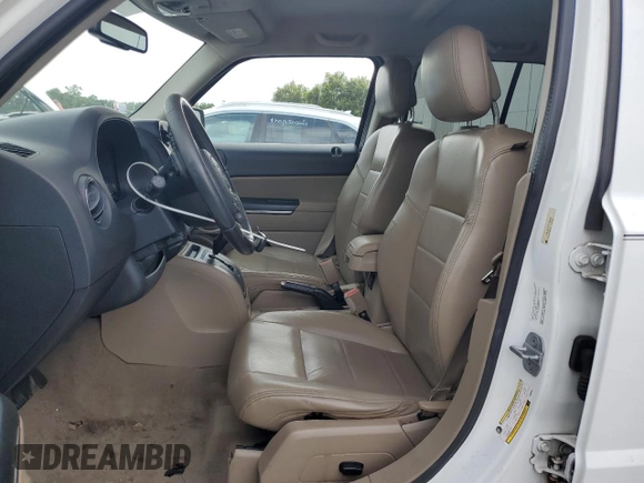 2014 Jeep Patriot Limited z VIN 1C4NJRCB1ED569802, wystawiony jako Copart lot #58661365 z przebiegiem 213 294 mil mil oraz Czysty tytuł • Clean title. Historia ofert i sprzedaży dostępna na DreamBid. Obrazek 7.