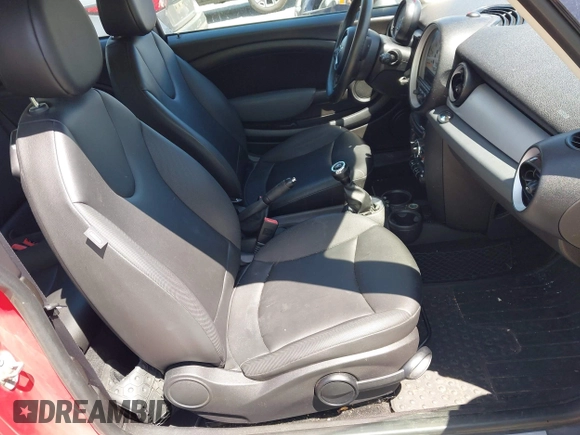 2012 MINI Hardtop with VIN WMWSU3C5XCT367297, listed as a IAAI auction lot 42088719 with 154,644 mi miles and . Bid and sale history available at DreamBid. Image 5.