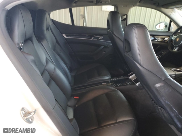 2016 Porsche Panamera 4 with VIN WP0AA2A75GL000111, listed as a Copart auction lot 53202714 with 130,189 mi miles and Salvage Title. Bid and sale history available at carsss.com. Image 10.