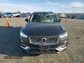 2021 Volvo XC90 Inscription Expression with VIN YV4BR0CL5M1702929, listed as a Copart auction lot 44809025 with 38,471 mi miles and Salvage Title. Bid and sale history available at carsss.com. Image 12.
