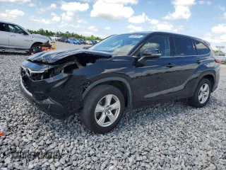 2022 Toyota Highlander L with VIN 5TDCZRAH3NS539549, listed as a Copart auction lot 62002855 with 50,641 mi miles and Salvage title. Bid and sale history available at DreamBid. Image 1.