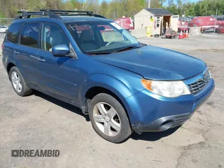2009 Subaru Forester X с VIN JF2SH63689H725804, выставлен на аукционе IAAI как лот 42142662 с пробегом 217 555 миль миль и . История ставок и продаж доступна на DreamBid. Изображение 1.