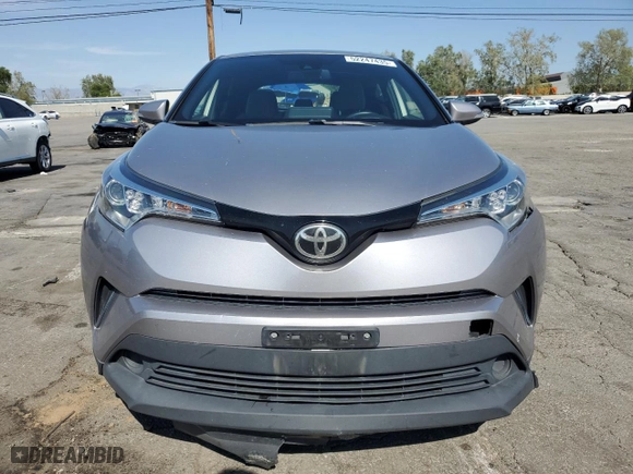 2019 Toyota C-HR XLE with VIN JTNKHMBX3K1050872, listed as a Copart auction lot 52247435 with 110,505 mi miles and Salvage Title. Bid and sale history available at carsss.com. Image 5.