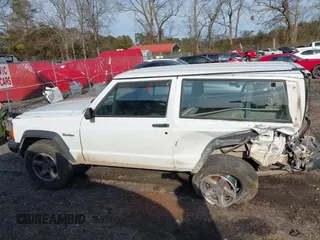 1994 Jeep Cherokee with VIN 1J4FB27S2RL240597, listed as a IAAI auction lot 41471551 with 413,893 mi miles and . Bid and sale history available at DreamBid. Image 14.