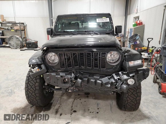 2024 Jeep Gladiator Sport z VIN 1C6HJTAG2RL103503, wystawiony jako Copart lot #82096704 z przebiegiem Nie podano mil oraz Szkoda całkowita • Salvage title. Historia ofert i sprzedaży dostępna na DreamBid. Obrazek 5.