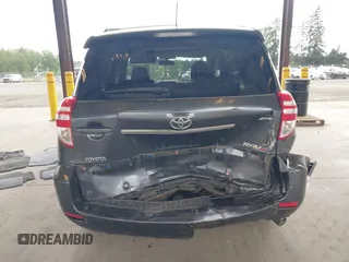 2010 Toyota RAV4 Sport с VIN JTMRK4DV0A5090107, выставлен на аукционе IAAI как лот 42232119 с пробегом 190 450 миль миль и . История ставок и продаж доступна на DreamBid. Изображение 16.