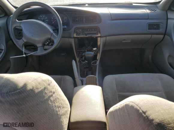 2000 Nissan Altima XE with VIN 1N4DL01D8YC157169, listed as a Copart auction lot 68153394 with 241,902 mi miles and Salvage Title. Bid and sale history available at carsss.com. Image 8.