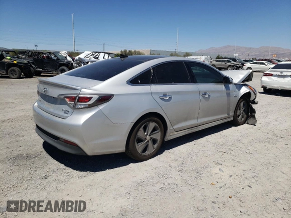 2017 Hyundai Sonata Hybrid Limited with VIN KMHE34L16HA051108, listed as a Copart auction lot 63141923 with 152,407 mi miles. Bid and sale history available at carsss.com. Image 3.