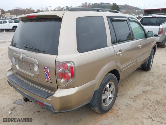 2006 Honda Pilot EX with VIN 5FNYF18416B010982, listed as a IAAI auction lot 40707488 with 1 mi miles. Bid and sale history available at carsss.com. Image 4.