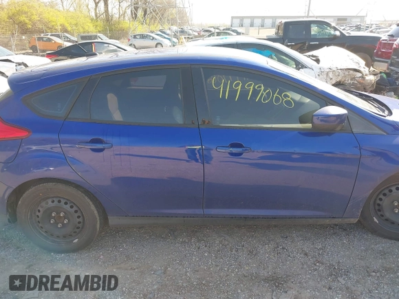 2012 Ford Focus SE z VIN 1FAHP3K28CL297610, wystawiony jako IAAI lot #41999068 z przebiegiem 164 482 mil mil oraz . Historia ofert i sprzedaży dostępna na DreamBid. Obrazek 13.