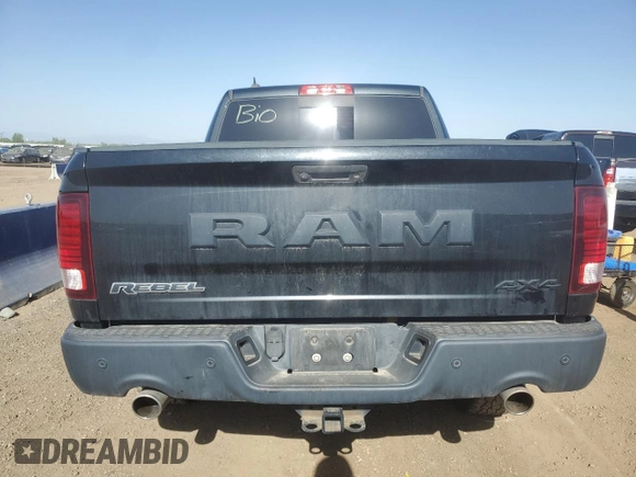 2017 Ram 1500 Rebel z VIN 1C6RR7YT3HS589170, wystawiony jako Copart lot #57115335 z przebiegiem 53 389 mil mil oraz Szkoda całkowita • Salvage title. Historia ofert i sprzedaży dostępna na DreamBid. Obrazek 6.