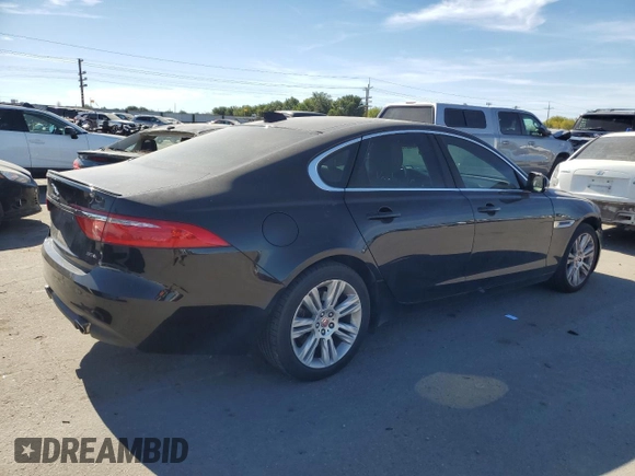 2016 Jaguar XF 35t Premium with VIN SAJBD4BV8GCY06272, listed as a Copart auction lot 72278994 with 87,824 mi miles and Salvage Title. Bid and sale history available at carsss.com. Image 3.
