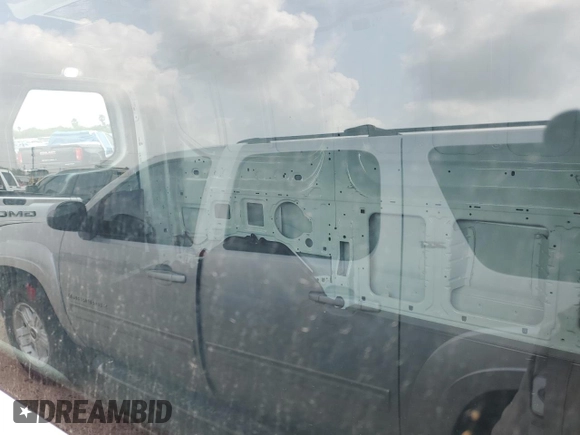 2018 Ford Transit с VIN 1FTYE1YM6JKB08677, выставлен на аукционе Copart как лот 54833565 с пробегом 20 189 миль миль и Списание • Salvage title. История ставок и продаж доступна на DreamBid. Изображение 11.