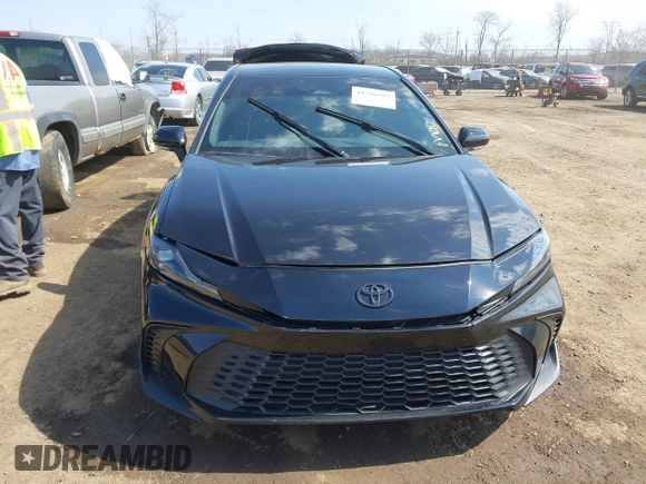 2025 Toyota Camry LE with VIN 4T1DAACK8SU087087, listed as a IAAI auction lot 41786593 with 4,901 mi miles and . Bid and sale history available at DreamBid. Image 13.