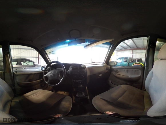 2002 Kia Sportage with VIN KNDJB723X25134499, listed as a IAAI auction lot 41273605 with 1 mi miles. Bid and sale history available at carsss.com. Image 17.