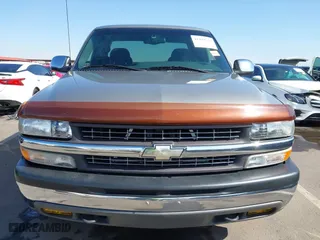 2000 Chevrolet Silverado 1500 LS with VIN 2GCEK19T0Y1205109, listed as a IAAI auction lot 41999548 with 159,571 mi miles. Bid and sale history available at carsss.com. Image 12.