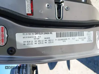 2014 Chrysler 300 with VIN 2C3CCAAG8EH264595, listed as a IAAI auction lot 42076996 with 101,659 mi miles and . Bid and sale history available at DreamBid. Image 9.