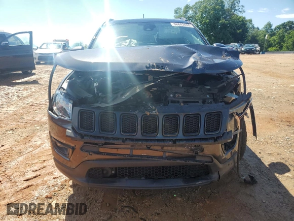 2021 Jeep Compass Altitude with VIN 3C4NJCBB5MT571365, listed as a Copart auction lot 56842455 with 82,118 mi miles and Salvage title. Bid and sale history available at DreamBid. Image 5.