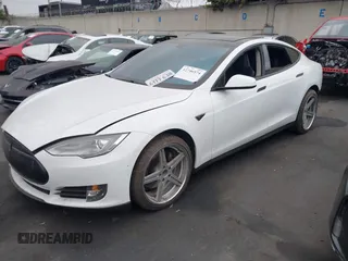 2013 Tesla Model S with VIN 5YJSA1CN1DFP07344, listed as a IAAI auction lot 42746574 with 181,538 mi miles and . Bid and sale history available at DreamBid. Image 21.