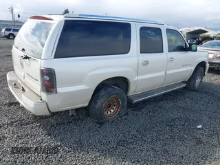2005 Cadillac Escalade ESV z VIN 3GYFK66N05G126950, wystawiony jako IAAI lot #41767693 z przebiegiem 273 533 mil mil oraz . Historia ofert i sprzedaży dostępna na DreamBid. Obrazek 4.