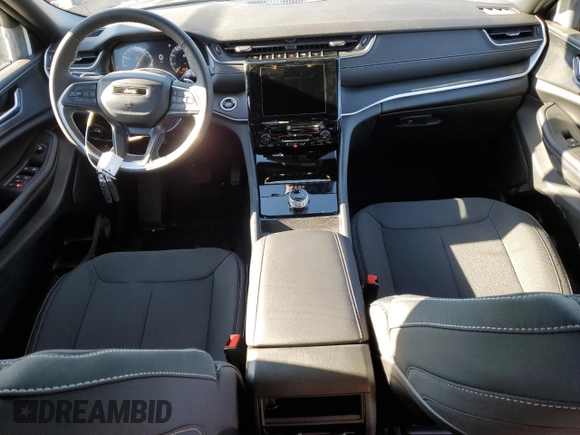 2025 Jeep Grand Cherokee Laredo with VIN 1C4RJHAG3SC274177, listed as a Copart auction lot 84838284 with 36 mi miles and Salvage Title. Bid and sale history available at DreamBid. Image 8.
